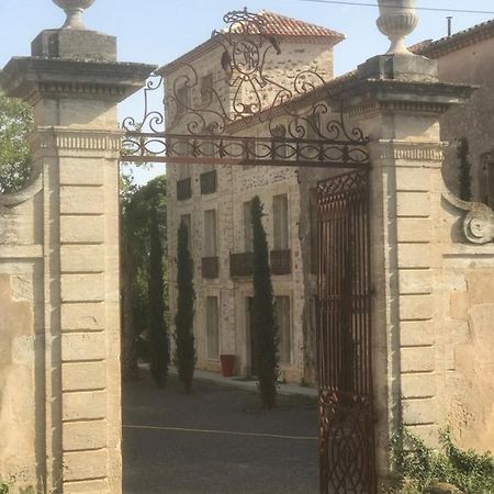 Domaine Les Castans Bed and Breakfast Saint-Thibéry Εξωτερικό φωτογραφία