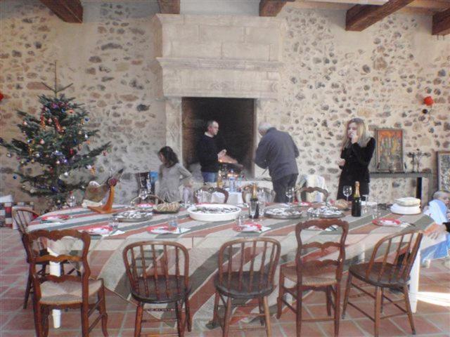 Domaine Les Castans Bed and Breakfast Saint-Thibéry Εξωτερικό φωτογραφία