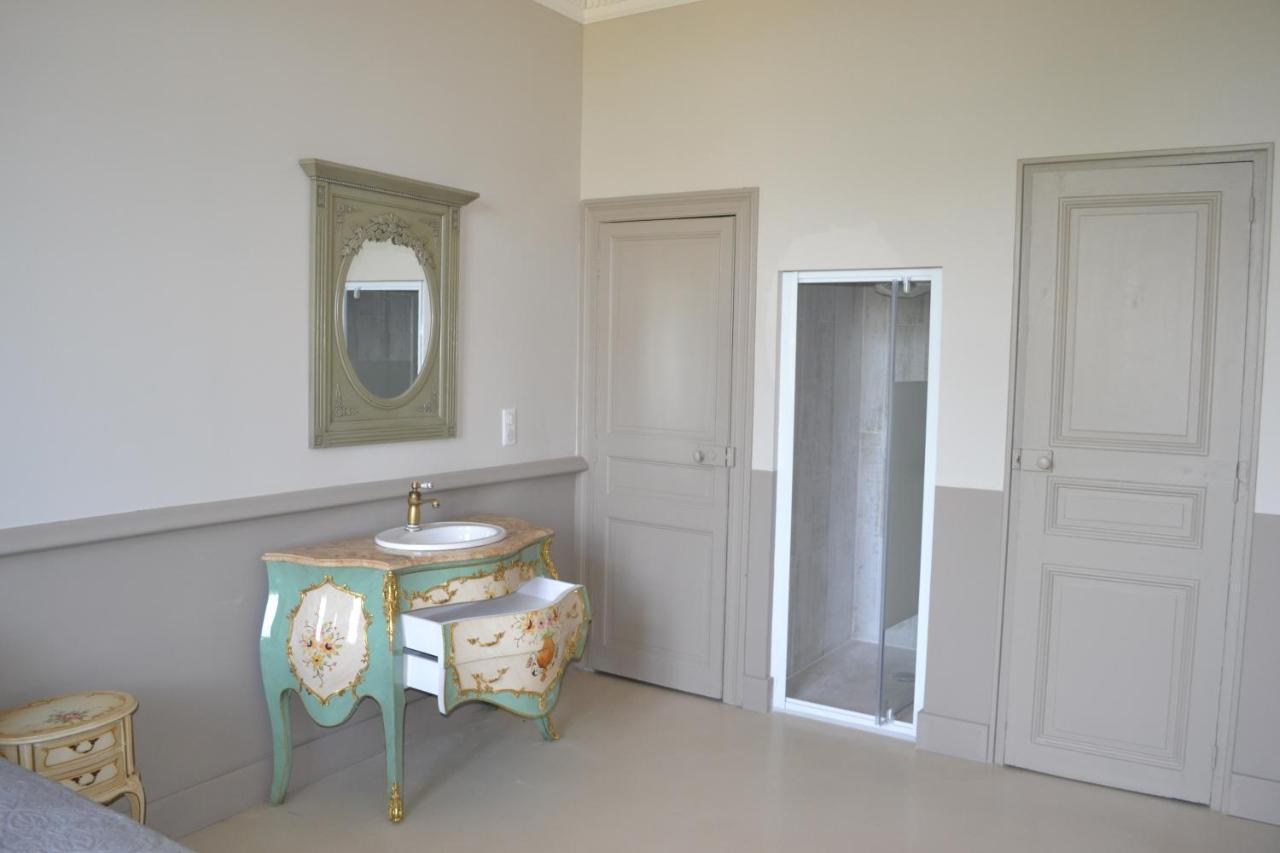 Domaine Les Castans Bed and Breakfast Saint-Thibéry Εξωτερικό φωτογραφία